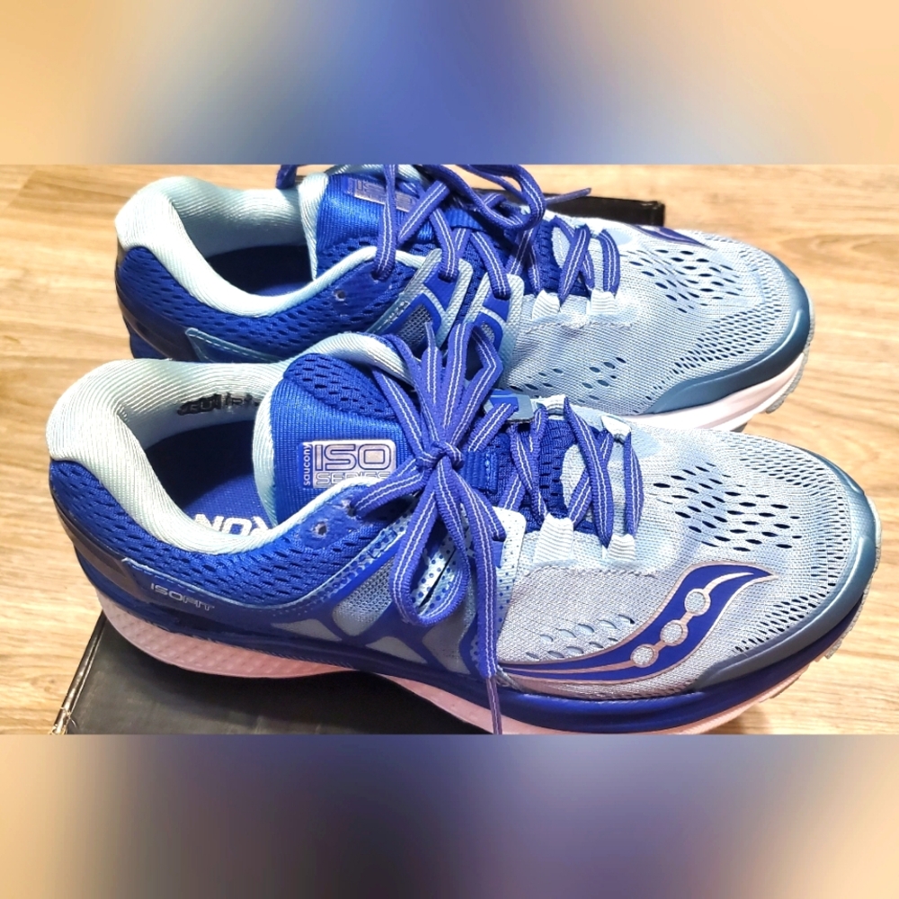 Women's Saucony 6.5 fit (size 7)